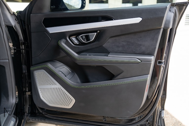 Used-2019-Lamborghini-Urus-for-sale-Jackson-MS
