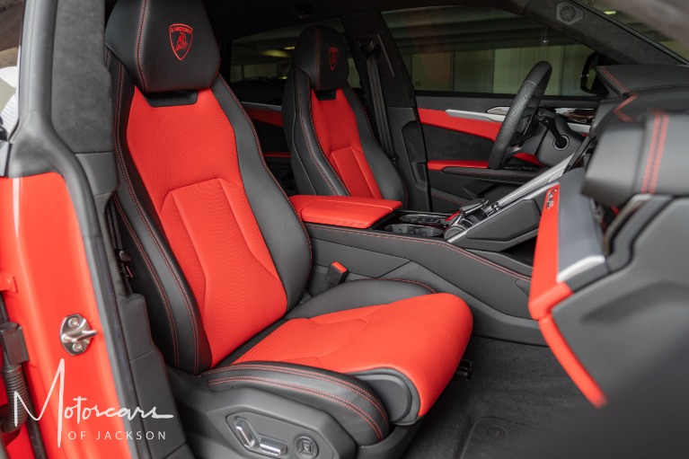 Used-2019-Lamborghini-Urus-Jackson-MS