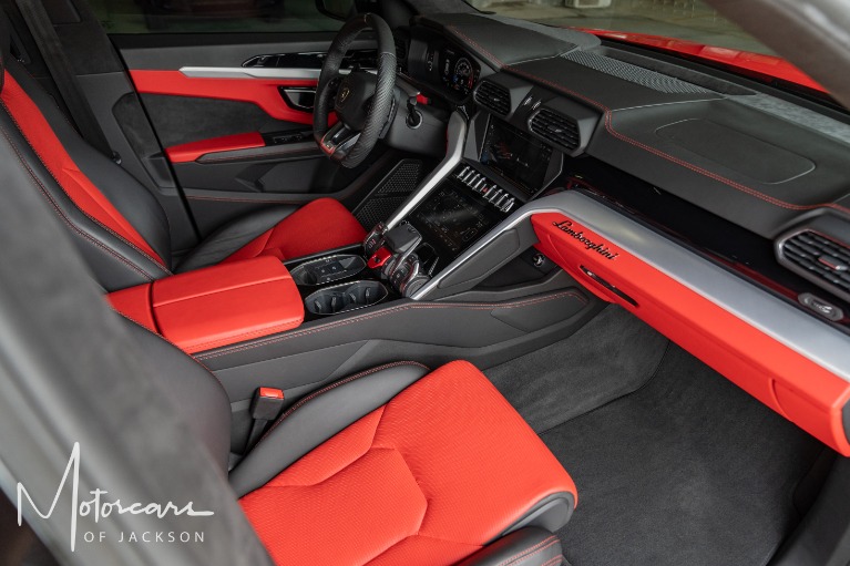 Used-2019-Lamborghini-Urus-Jackson-MS