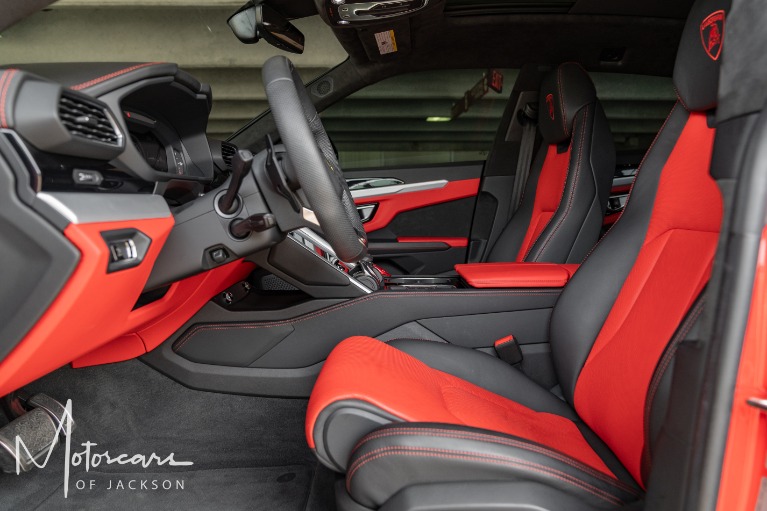 Used-2019-Lamborghini-Urus-Jackson-MS