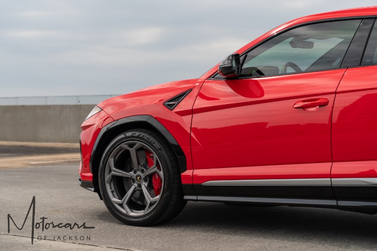 Used-2019-Lamborghini-Urus-for-sale-Jackson-MS