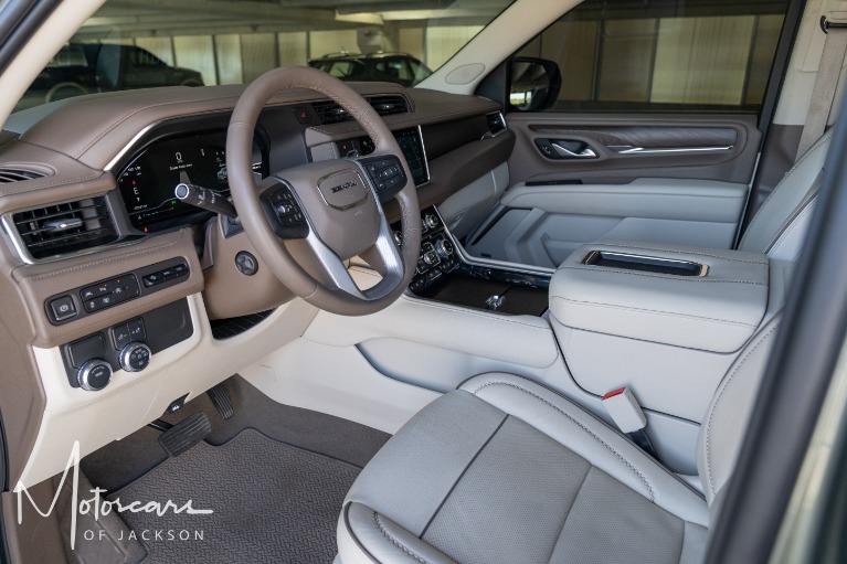 Used-2023-GMC-Yukon-Denali-Jackson-MS