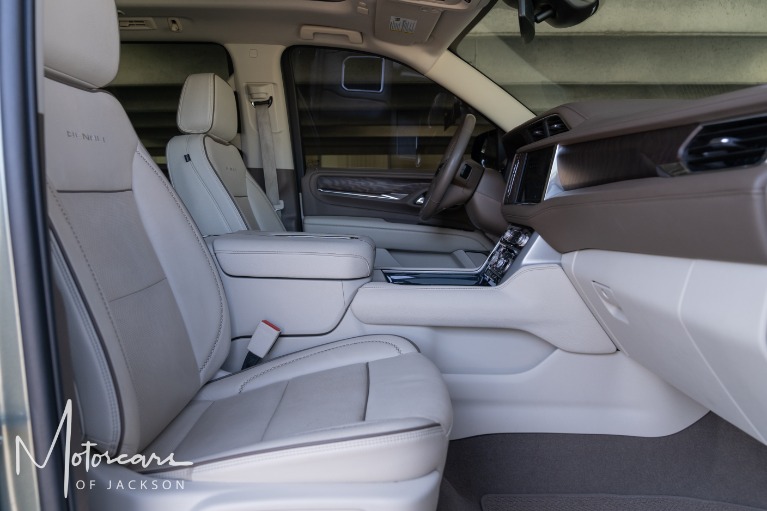 Used-2023-GMC-Yukon-Denali-for-sale-Jackson-MS