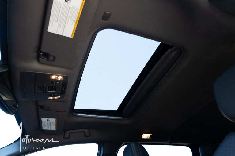 Used-2023-Toyota-Sienna-XSE-7-Passenger-for-sale-Jackson-MS