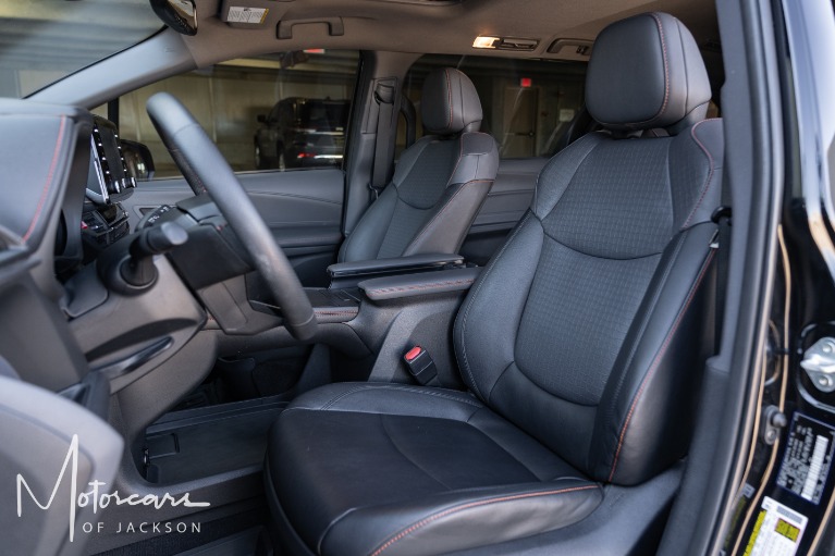 Used-2023-Toyota-Sienna-XSE-7-Passenger-Jackson-MS
