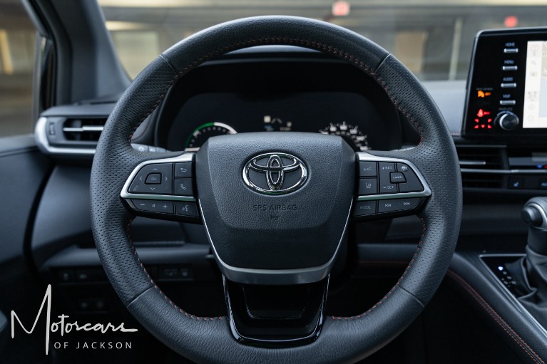 Used-2023-Toyota-Sienna-XSE-7-Passenger-for-sale-Jackson-MS