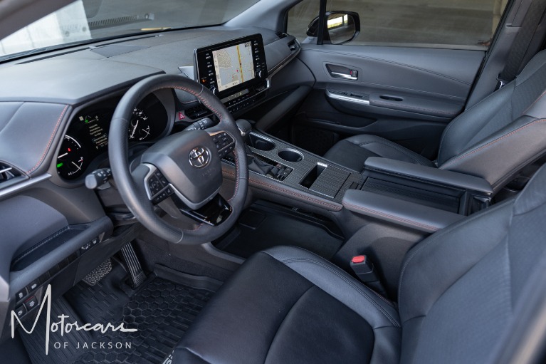 Used-2023-Toyota-Sienna-XSE-7-Passenger-Jackson-MS