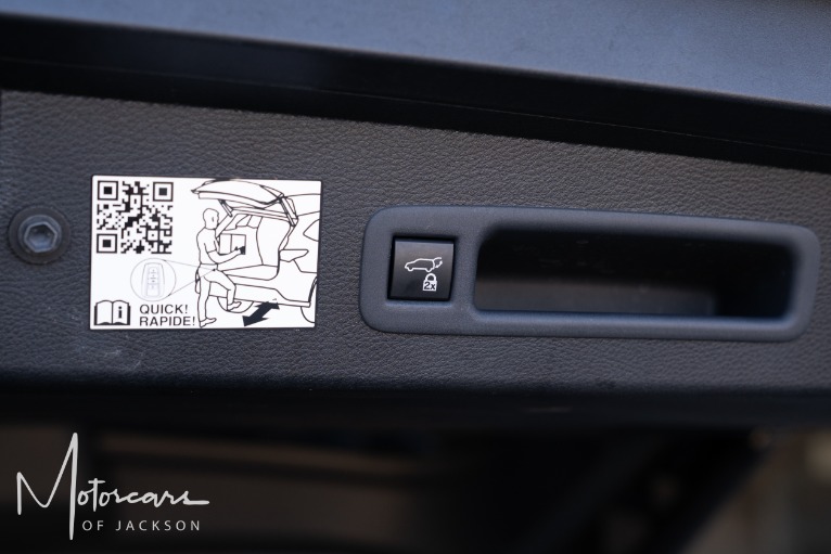 Used-2023-Toyota-Sienna-XSE-7-Passenger-Jackson-MS