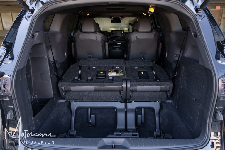 Used-2023-Toyota-Sienna-XSE-7-Passenger-for-sale-Jackson-MS