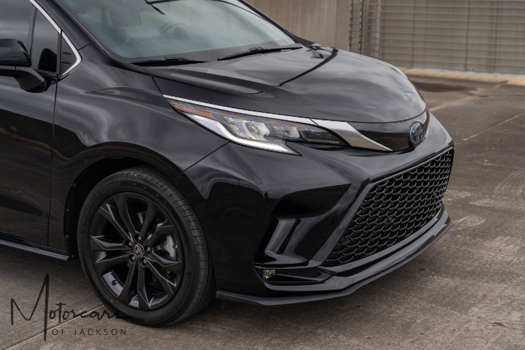 Used-2023-Toyota-Sienna-XSE-7-Passenger-for-sale-Jackson-MS