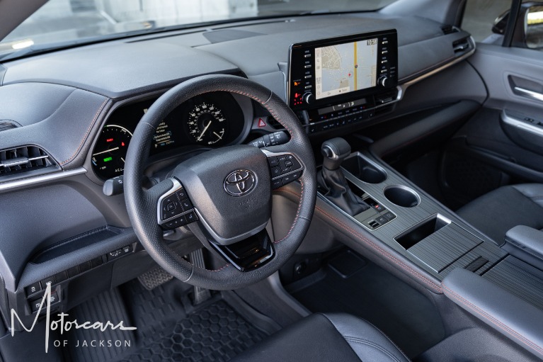 Used-2023-Toyota-Sienna-XSE-7-Passenger-Jackson-MS