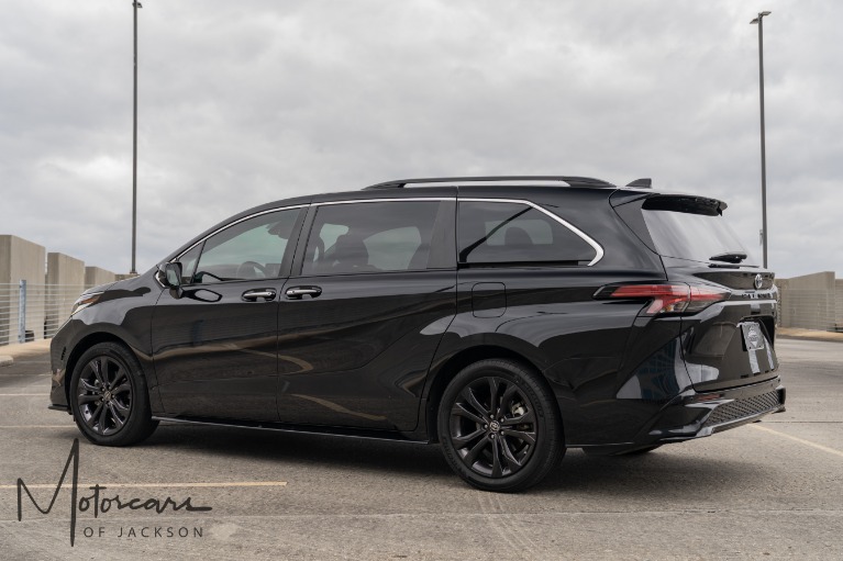 Used-2023-Toyota-Sienna-XSE-7-Passenger-for-sale-Jackson-MS