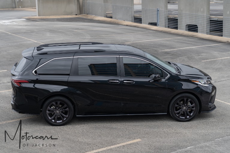 Used-2023-Toyota-Sienna-XSE-7-Passenger-for-sale-Jackson-MS