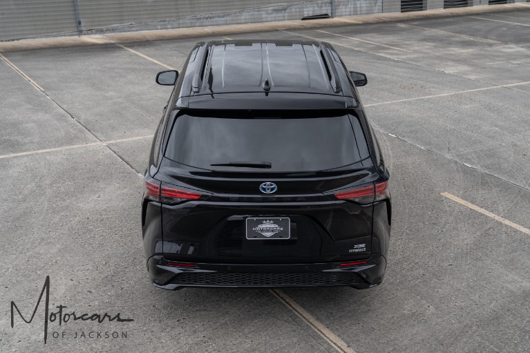 Used-2023-Toyota-Sienna-XSE-7-Passenger-for-sale-Jackson-MS