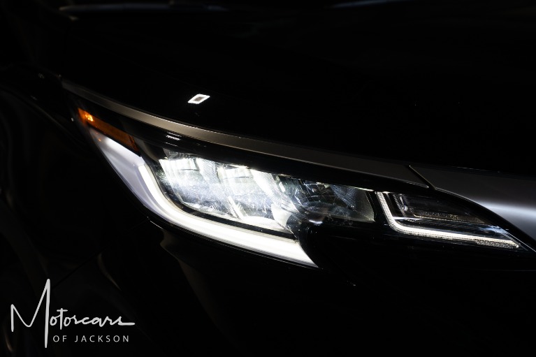 Used-2023-Toyota-Sienna-XSE-7-Passenger-Jackson-MS