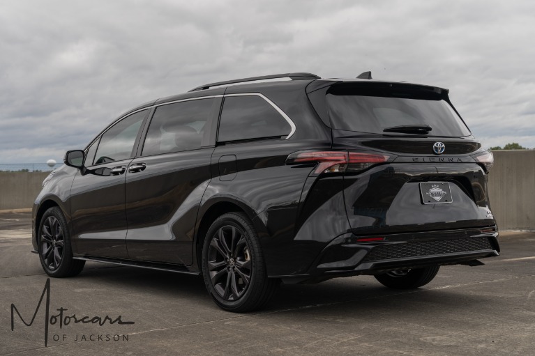 Used-2023-Toyota-Sienna-XSE-7-Passenger-Jackson-MS