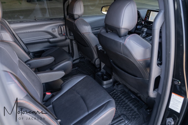 Used-2023-Toyota-Sienna-XSE-7-Passenger-Jackson-MS