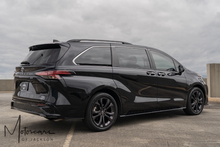 Used-2023-Toyota-Sienna-XSE-7-Passenger-Jackson-MS