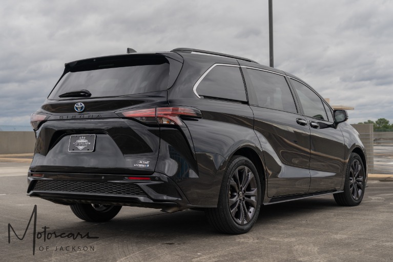Used-2023-Toyota-Sienna-XSE-7-Passenger-for-sale-Jackson-MS
