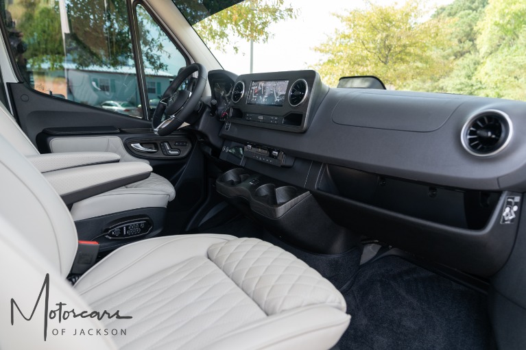 Used-2025-Mercedes-Benz-Sprinter-Cargo-Van-Midwest-Customs-Daycruiser-3500-for-sale-Jackson-MS