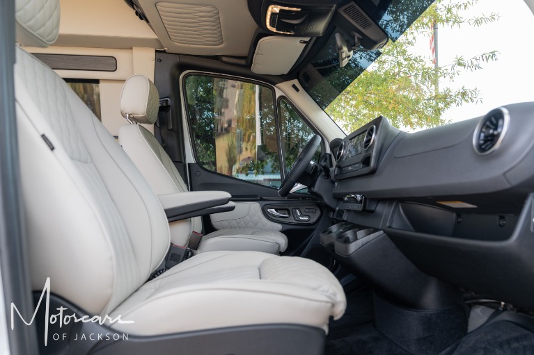 Used-2025-Mercedes-Benz-Sprinter-Cargo-Van-Midwest-Customs-Daycruiser-3500-for-sale-Jackson-MS