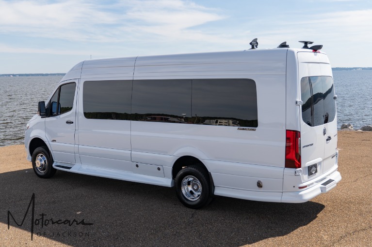 Used-2025-Mercedes-Benz-Sprinter-Cargo-Van-Midwest-Customs-Daycruiser-3500-for-sale-Jackson-MS