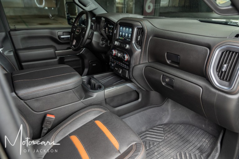 Used-2023-GMC-Sierra-2500HD-AT4-4WD-for-sale-Jackson-MS