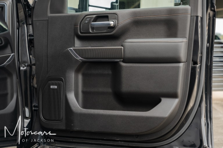 Used-2023-GMC-Sierra-2500HD-AT4-4WD-for-sale-Jackson-MS