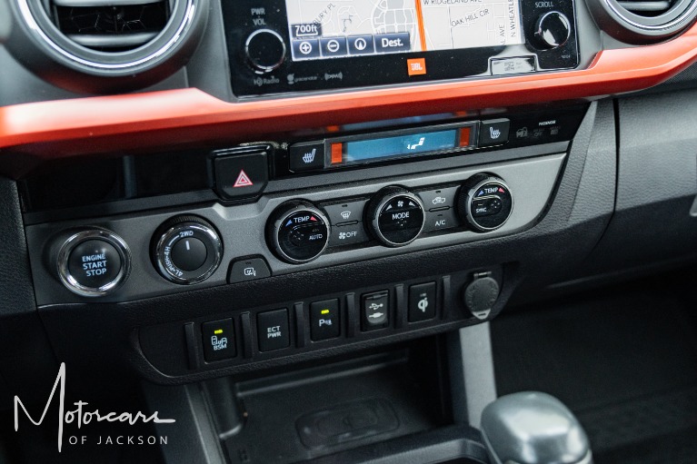 Used-2017-Toyota-Tacoma-TRD-Sport-V6-Jackson-MS