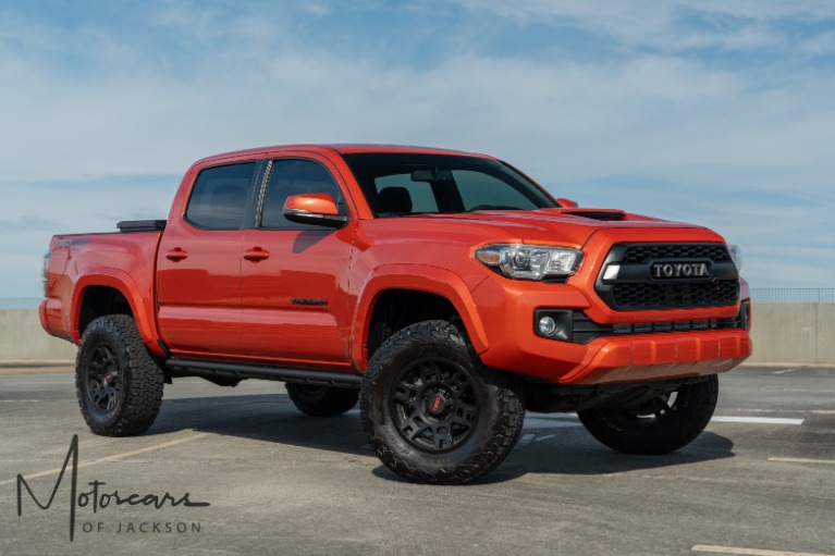 Used-2017-Toyota-Tacoma-TRD-Sport-V6-for-sale-Jackson-MS