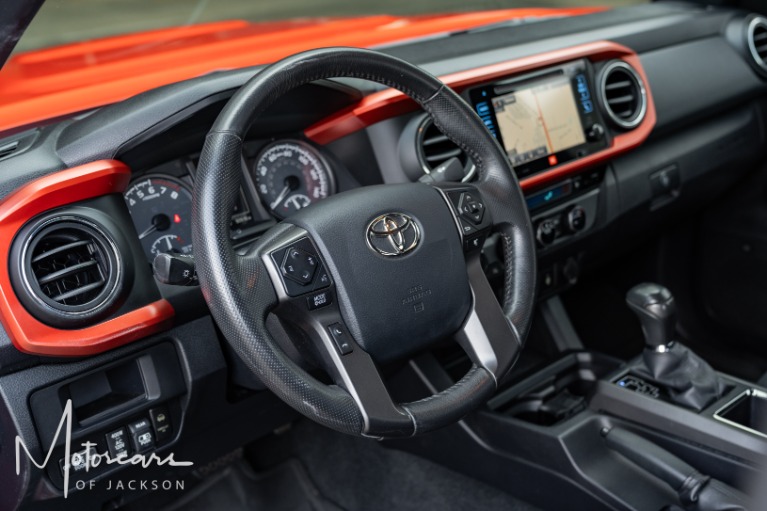 Used-2017-Toyota-Tacoma-TRD-Sport-V6-Jackson-MS