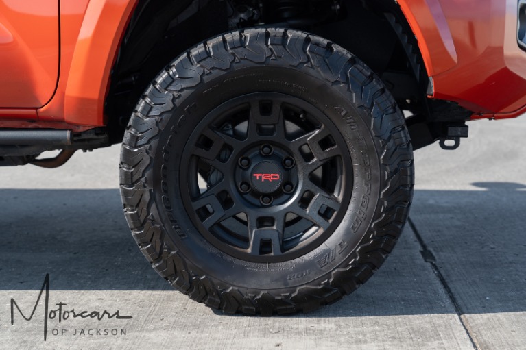 Used-2017-Toyota-Tacoma-TRD-Sport-V6-for-sale-Jackson-MS