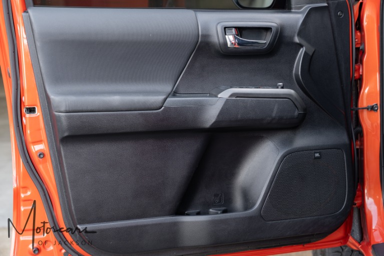 Used-2017-Toyota-Tacoma-TRD-Sport-V6-Jackson-MS