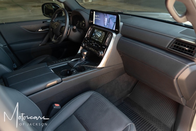 Used-2024-Lexus-LX-LX-600-Luxury-4WD-for-sale-Jackson-MS