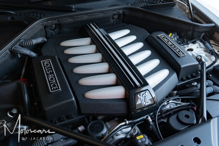 Used-2019-Rolls-Royce-Dawn-for-sale-Jackson-MS