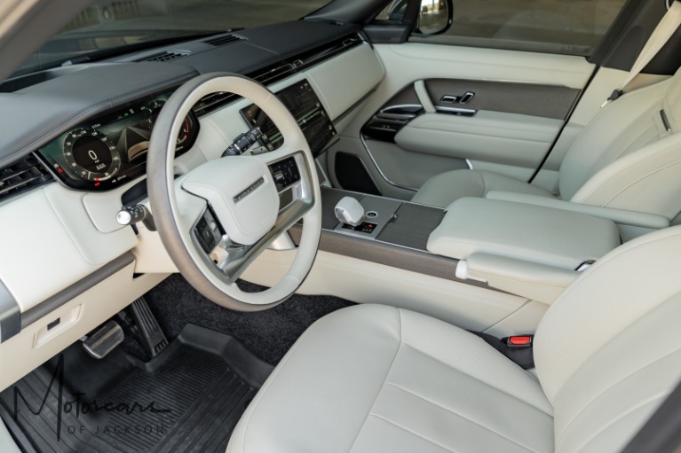 Used-2025-Land-Rover-Range-Rover-SV-LWB-for-sale-Jackson-MS